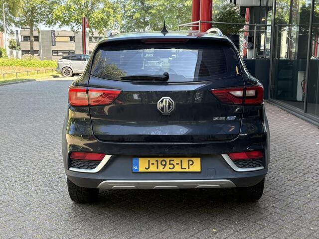 MG ZS MG EV Luxury 45 kWh 143PK | SOH 89,6% | Panoramadak | Achteruitrijcamera | Cruise Control Adaptief