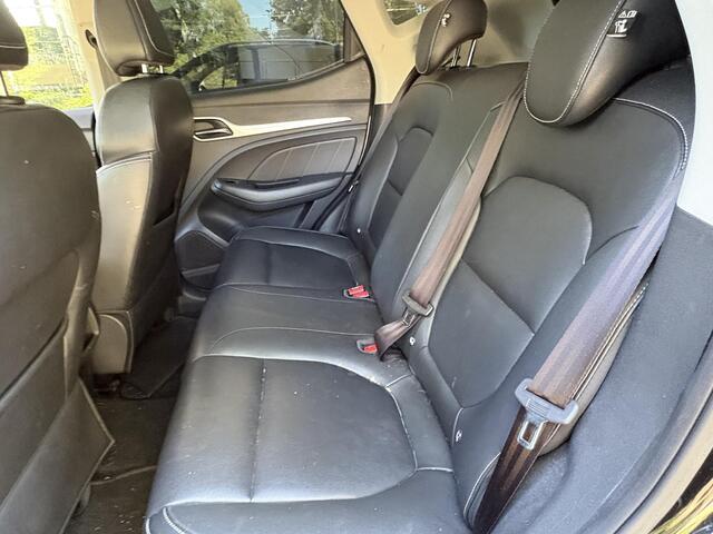 MG ZS MG EV Luxury 45 kWh 143PK | SOH 89,6% | Panoramadak | Achteruitrijcamera | Cruise Control Adaptief