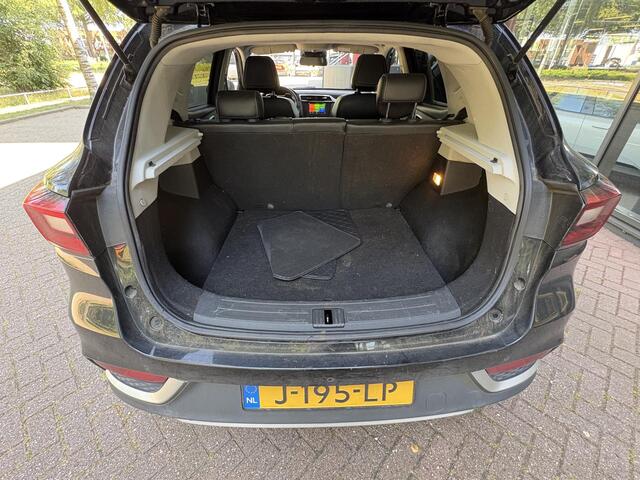 MG ZS MG EV Luxury 45 kWh 143PK | SOH 89,6% | Panoramadak | Achteruitrijcamera | Cruise Control Adaptief