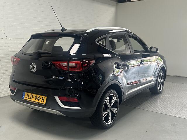 MG ZS MG EV Luxury 45 kWh CLIMA / CRUISE / LEER / CAMERA / PANO