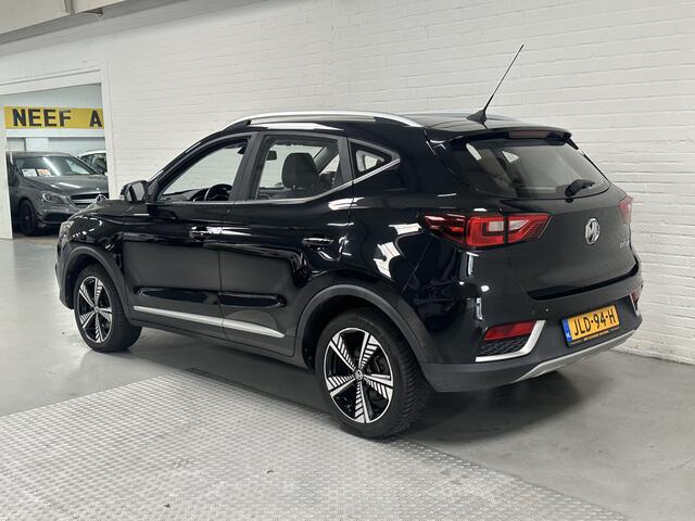 MG ZS MG EV Luxury 45 kWh CLIMA / CRUISE / LEER / CAMERA / PANO