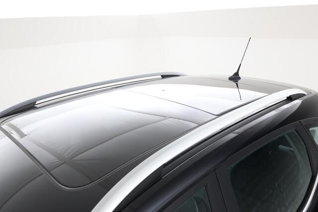 MG ZS MG EV EV Long Range Luxury 70 kWh Panorama, 360 camera, Apple carplay!