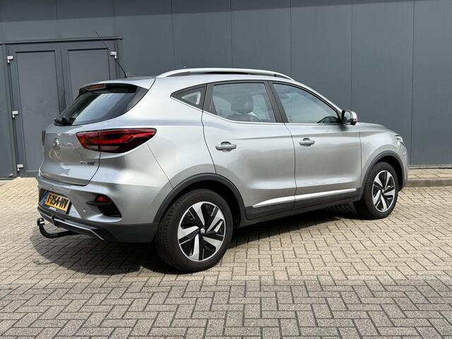 MG ZS MG EV EV Standard Range Luxury 50 kWh Automaat / Schuif/Kanteldak / Trekhaak / Cruise Control Adaptief / Leder / Stoelverwarming / Camera / BSW