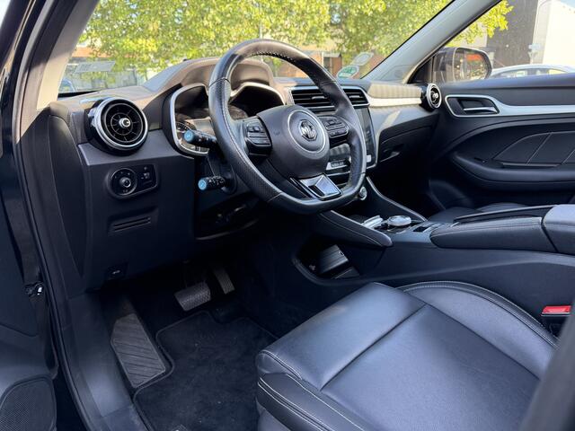 MG ZS MG BWJ 12-2020 | EV 150PK Luxury 45 kWh SOH 91,7% | LEER | PANO DAK | STOELVERW | NAVI | CLIMA | CARPLAY | PDC | AD CRUISE |
