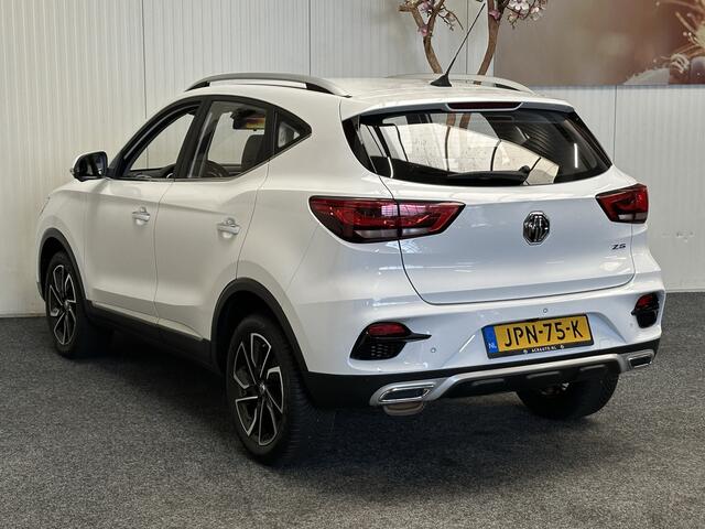 MG ZS 106 PK 1.5 LEDER CRUISE CONTROL NAVIGATIE 360 CAMERA APPLE CARPLAY/ANDROID DODEHOEKSENSOREN RIJSTROOKSENSOREN 17" LM VELGEN ZEER MOOI !!