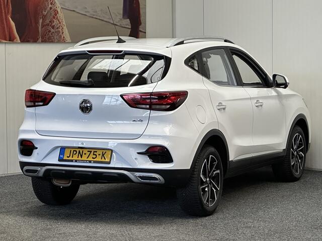 MG ZS 106 PK 1.5 LEDER CRUISE CONTROL NAVIGATIE 360 CAMERA APPLE CARPLAY/ANDROID DODEHOEKSENSOREN RIJSTROOKSENSOREN 17" LM VELGEN ZEER MOOI !!