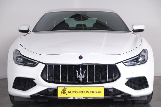 Maserati GHIBLI S 3.0 V6 GranSport Navigatie / Stoelverwarming / Carplay / Cruise Control / Soft Close