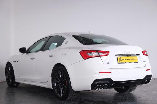 Maserati GHIBLI S 3.0 V6 GranSport Navigatie / Stoelverwarming / Carplay / Cruise Control / Soft Close