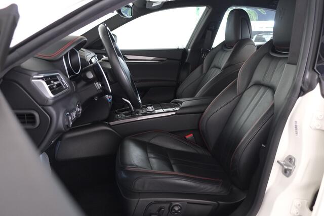 Maserati GHIBLI S 3.0 V6 GranSport Navigatie / Stoelverwarming / Carplay / Cruise Control / Soft Close