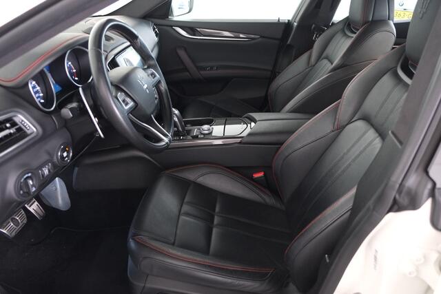 Maserati GHIBLI S 3.0 V6 GranSport Navigatie / Stoelverwarming / Carplay / Cruise Control / Soft Close