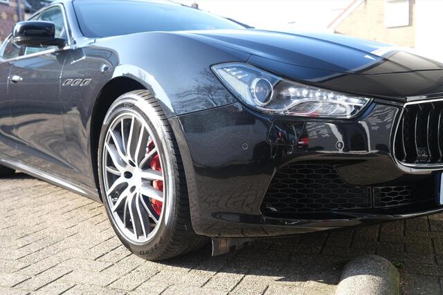 Maserati GHIBLI S Q4 Nero Ribelle 19" | Camera | Nieuwe remschijven