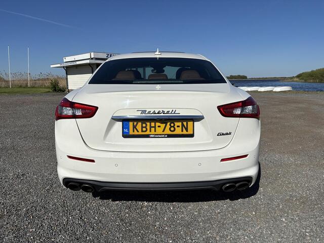 Maserati GHIBLI S GranLusso 3.0 V6 411 pk