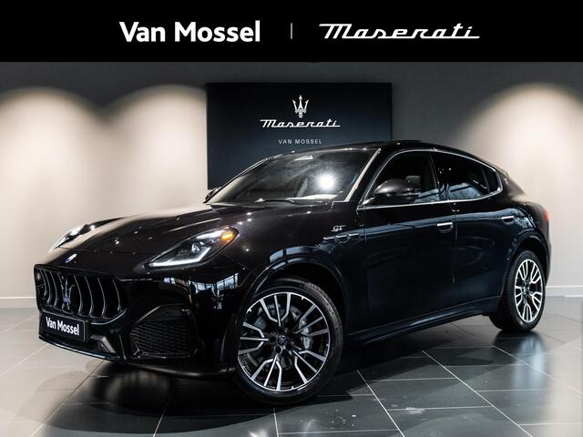 Maserati Grecale 2.0 MHEV GT 300pk | 2 jaar garantie | Stoel- en stuurverwarming | Leder | Panoramadak | 20" velgen | Head Up Display | All Season