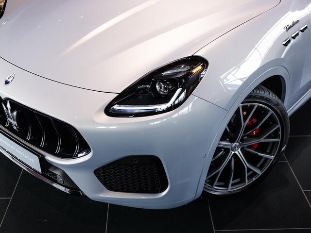Maserati Grecale 2.0 MHEV Modena 330pk | 2 jaar garantie | Climate Pack | Tech Pack | Dubbel glas | Luchtvering | Matrix LED | 21"