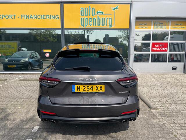 Maserati Levante 3.0 V6 D AWD GranSport Automaat * Facelift * Model 2022 * Panoramadak * Matrix LED * Soft-Close *