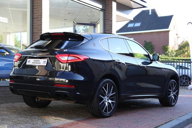 Maserati Levante 3.0 V6 D AWD GranSport Pano Luchtvering Leer Camera Navi LED