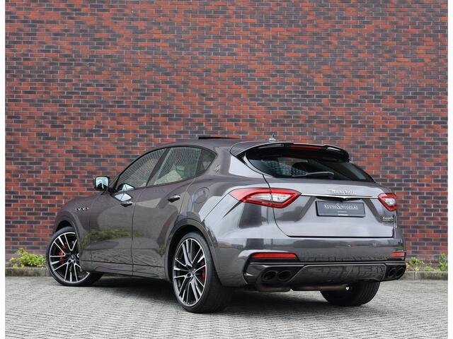 Maserati Levante 3.8 V8 Trofeo | Pano - 360cam - 1 eig.