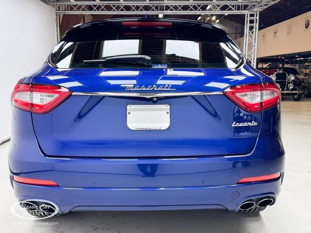 Maserati Levante 3.0L twin-turbo V6 - ONLINE AUCTION