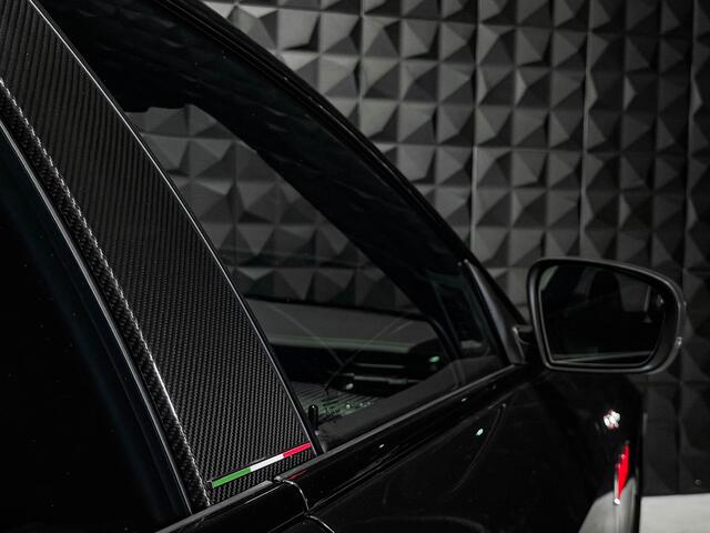 Maserati QUATTROPORTE 3.8 V8 Trofeo | Schuifdak | Harman Kardon | Side | 21"| Matrix | Dealeronderhouden | Memo | Alcantara Hemel|