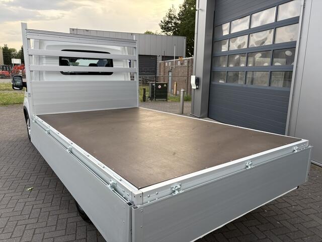 Maxus eDELIVER 9 65kWh open laadbak