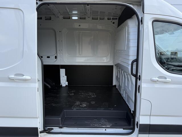 Maxus eDELIVER 9 52kWh 204PK Nieuw! Elektrisch L2H2 280km WLTP Snelladen LED Carplay Cruise control Camera Airco Parkeersensoren v+a