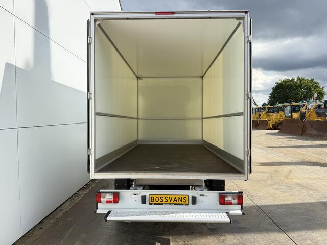 Maxus eDELIVER 9 65kWh 204PK Elektrisch! 171km WLTP Elektrische Bakwagen Achterdeuren Airco ACC Carplay Camera Parkeersensoren Voor Meubelbak Koffer