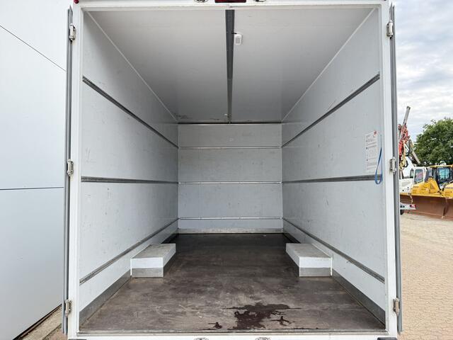 Maxus eDELIVER 9 65 kWh Elektrisch L4 172km WLTP Bakwagen LED Airco Adaptieve Cruise Camera Carplay Parkeersensoren Foodtruck Meubelbak Paardenwagen