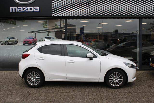 Mazda 2 1.5 Skyactiv-G Luxury , Navi, Apple Carplay, Clima, Cruise, Camera, HUD, PDC, LKA, LMV 16 Inch, Stuur/Stoelverarming