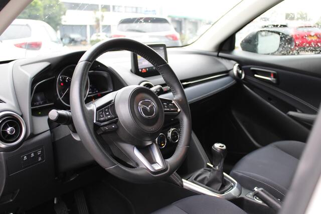 Mazda 2 1.5 Skyactiv-G Luxury , Navi, Apple Carplay, Clima, Cruise, Camera, HUD, PDC, LKA, LMV 16 Inch, Stuur/Stoelverarming
