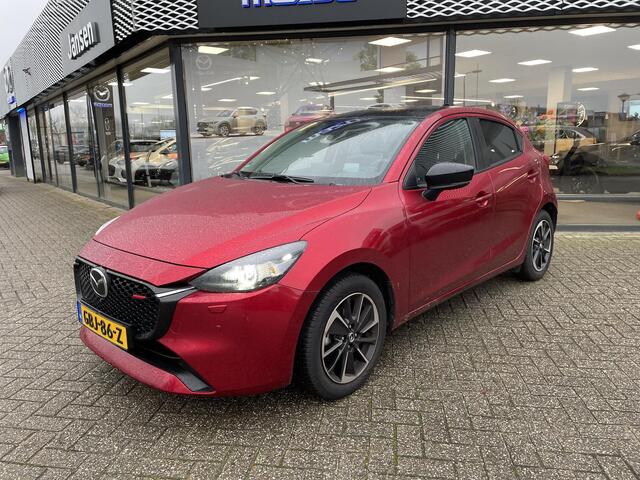 Mazda 2 1.5 e-SkyActiv-G 90 Homura Aka , Adap. Cruise, HUD, PDC, 360 Camera, Stoelverwarming, Stuurverwarming, Airco, Apple Carplay, All Season, Navi, Half Leder, LMV 16 Inch
