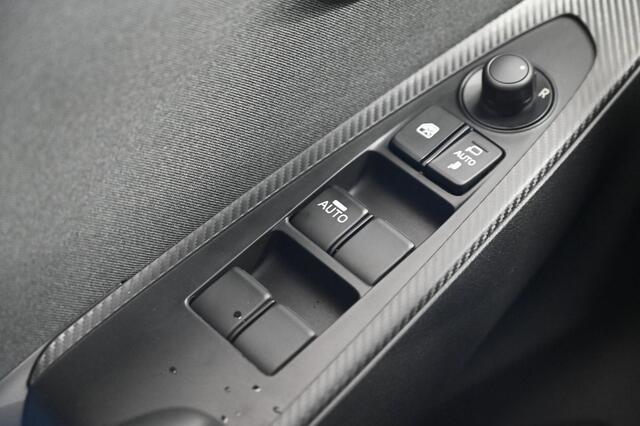Mazda 2 e-SkyActiv-G 90 6MT Exclusive-Line met DA Pack *Actie: nu met ¤2.050 voorraadvoordeel*