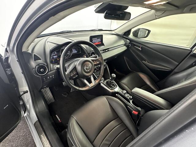 Mazda 2 1.5 Skyactiv-G Sport Selected / Sport uitvoering / Navigatie / Apple Carplay / Bijz. uitvoering