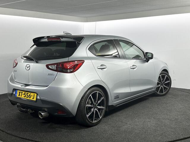 Mazda 2 1.5 Skyactiv-G Sport Selected / Sport uitvoering / Navigatie / Apple Carplay / Bijz. uitvoering