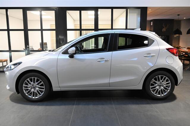 Mazda 2 Skyactiv-G 90 6MT Luxury met I-activsense *Trekhaak* *Dealeronderhouden* *All-in prijs*