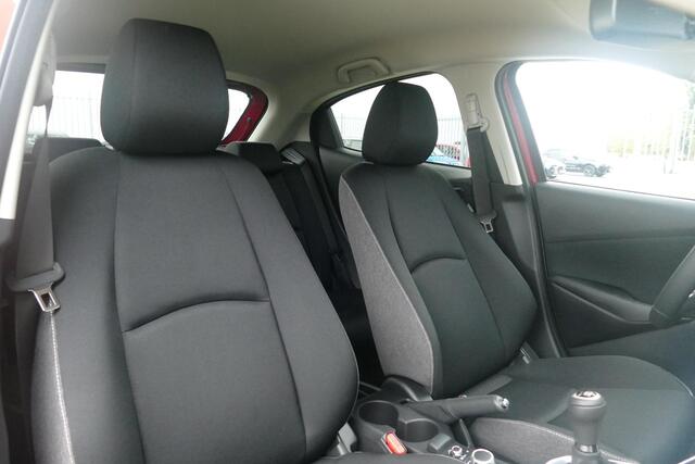 Mazda 2 1.5 e-SkyActiv-G 90 Exclusive-Line | Registratie Voordeel | Voordeel ¤2.561,- | RIJKLAARPRIJS!