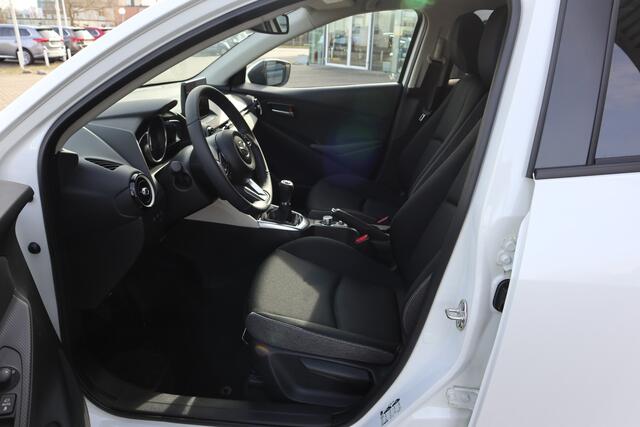 Mazda 2 1.5 e-SkyActiv-G 90 Exclusive-Line - Snowflake White Pearl