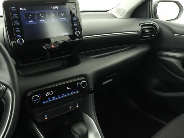 Mazda 2 Hybrid 1.5 Agile | Camera | Climate Control | Stoel en stuurwiel verwamrd | Cruise Control Adaptief | LM velgen |