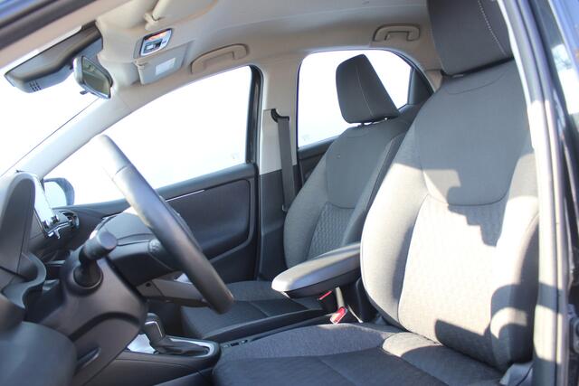 Mazda 2 Hybrid 1.5 Pure Navigatie l Parkeercamera l Stoelverwarming l AppleCarPlay/AndroidAuto