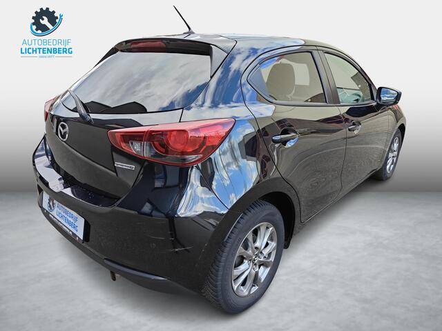 Mazda 2 1.5 Skyactiv-G Luxury Stoelverwarming / Cruise / Automaat