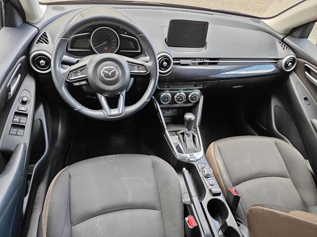 Mazda 2 1.5 Skyactiv-G Luxury Stoelverwarming / Cruise / Automaat