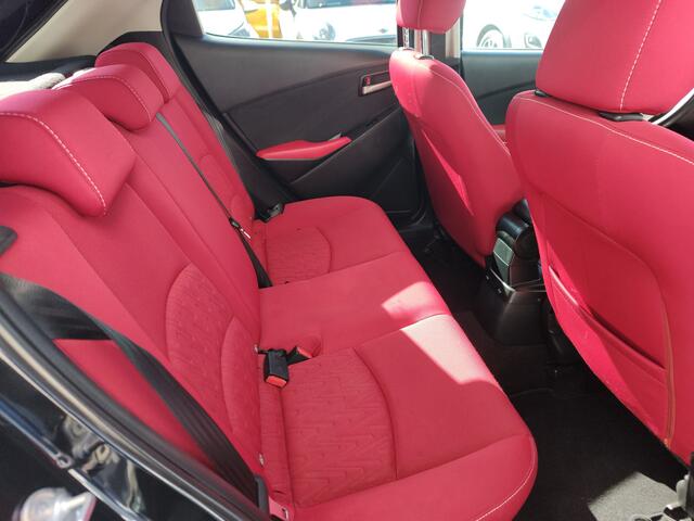 Mazda 2 1.5 SKYACTIV-G SKYLEASE+ Stoelverwarming | Rood interieur | Navi | Cruise