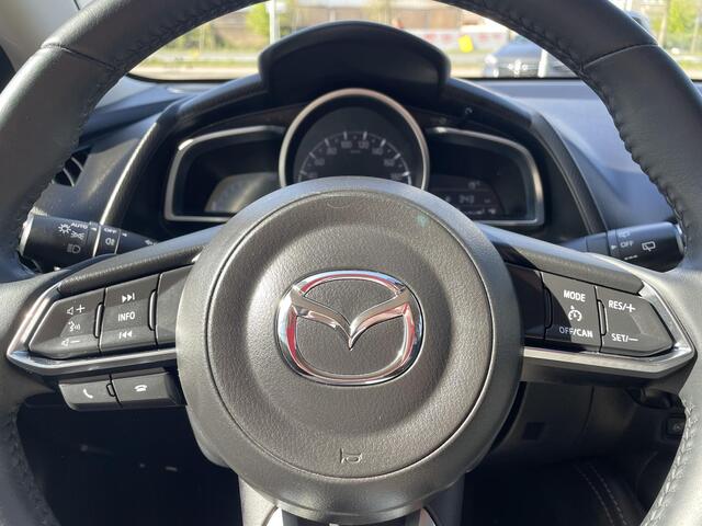 Mazda 2 1.5 Skyactiv-G Luxury Dealer onderhouden / Navigatie / Achteruitrijcamera