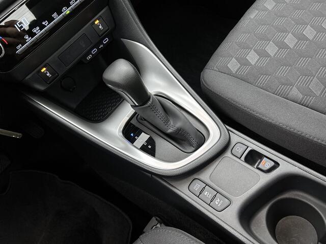 Mazda 2 Hybrid 1.5 Centre-line