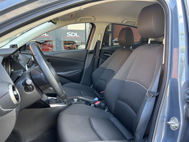 Mazda 2 1.5 Skyactiv-G Comfort // NAVI + CARPLAY // AIRCO // CRUISE // PDC // STOELVERWARMING