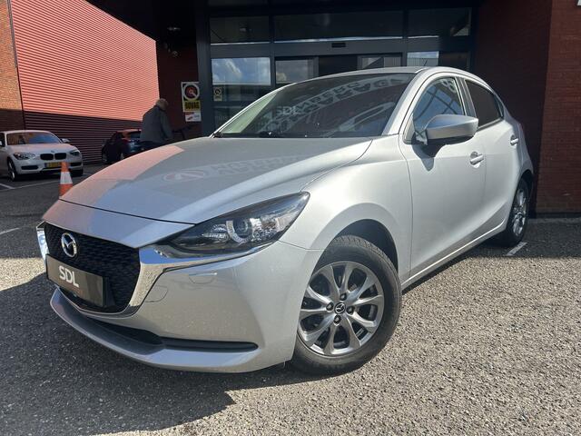 Mazda 2 1.5 Skyactiv-G Comfort // NAVI + CARPLAY // PDC // CRUISE // AIRCO // STOELVERWARMING