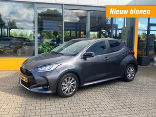 mazda-2-1.5-select---navi-apple-and