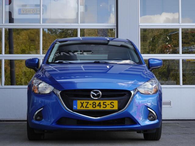 Mazda 2 1.5 Skyactiv-G Sport Selected | Trekhaak | Navigatie | Lichtmetalen velgen | Cruise control | Airco | Parkeersensoren achter | Keyles start | Extra getint glas