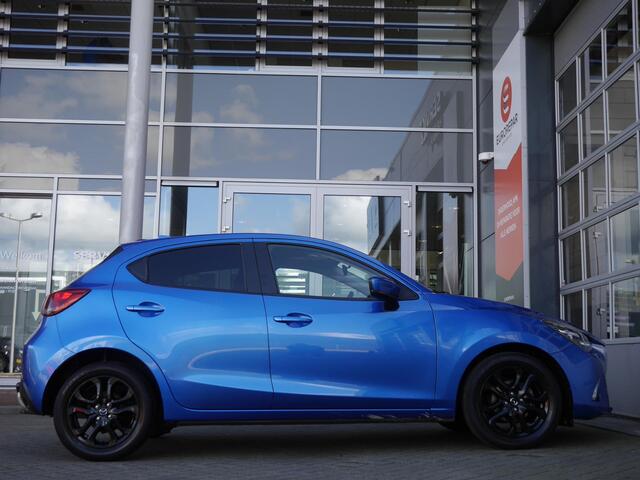 Mazda 2 1.5 Skyactiv-G Sport Selected | Trekhaak | Navigatie | Lichtmetalen velgen | Cruise control | Airco | Parkeersensoren achter | Keyles start | Extra getint glas