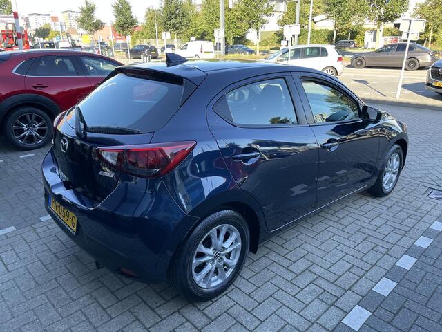Mazda 2 1.5 Skyactiv-G Dynamic Volledig Dealer Onderhouden / Navigatie / Cruise Control