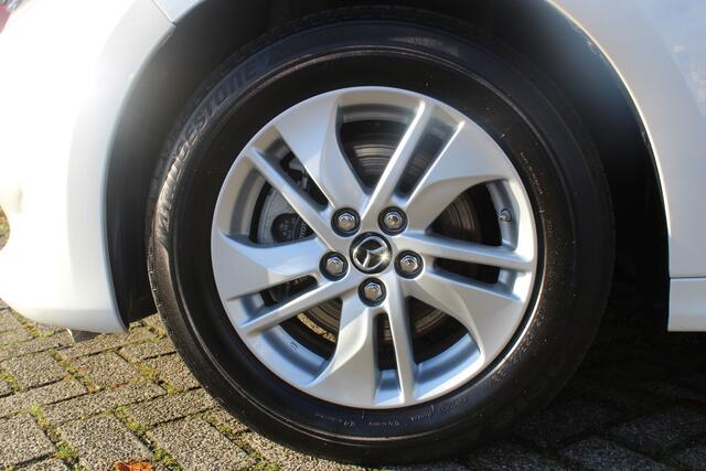 Mazda 2 Hybrid 1.5 Agile Apple Carplay/ Android auto l Keyless l Automaat l Cruise control l Stuur- en Stoelverwarming